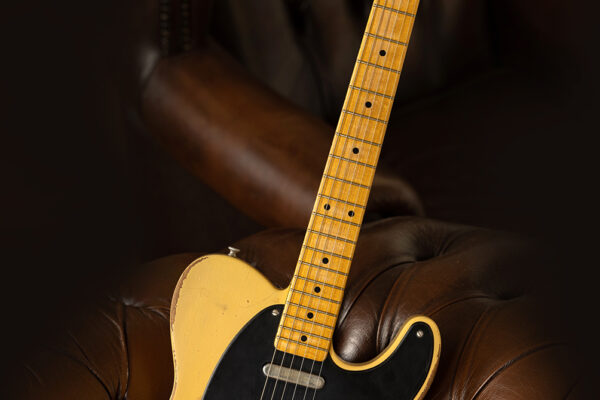 Smooth_T_Pine Tele 01