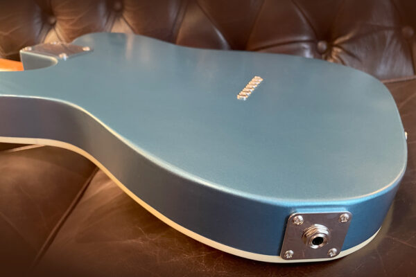 Smooth-T_Honey-Blue_02